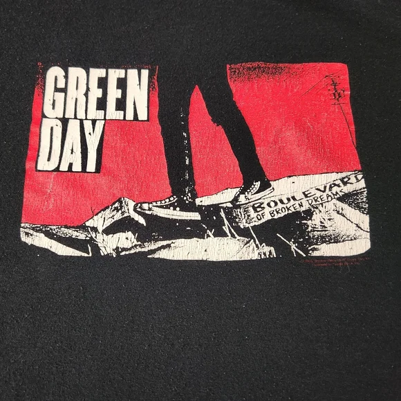 Green Day Shirt - Picture 4 of 11